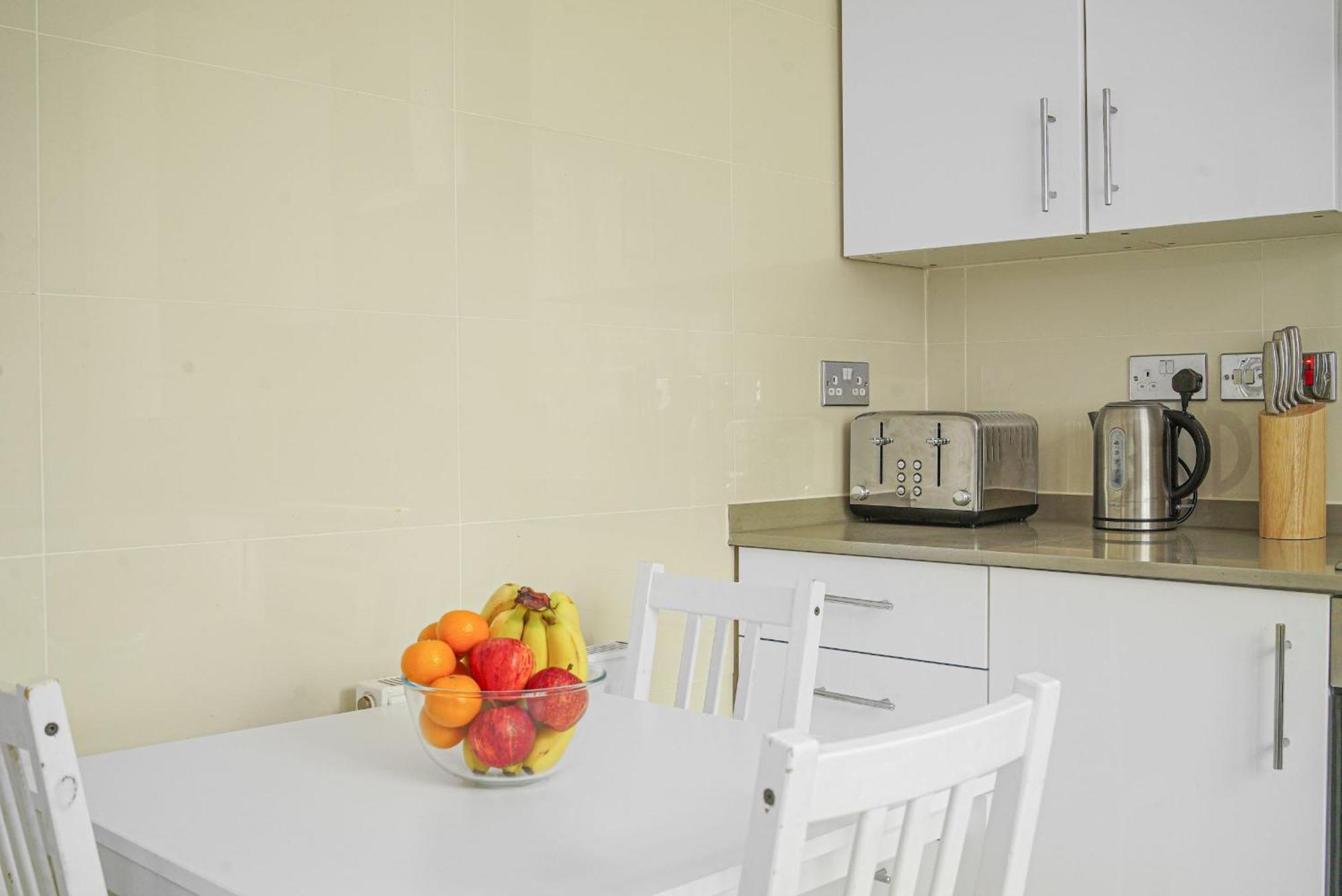 Paddington - 2Br With Balcony - Cityapartmentstay Londra Exterior foto