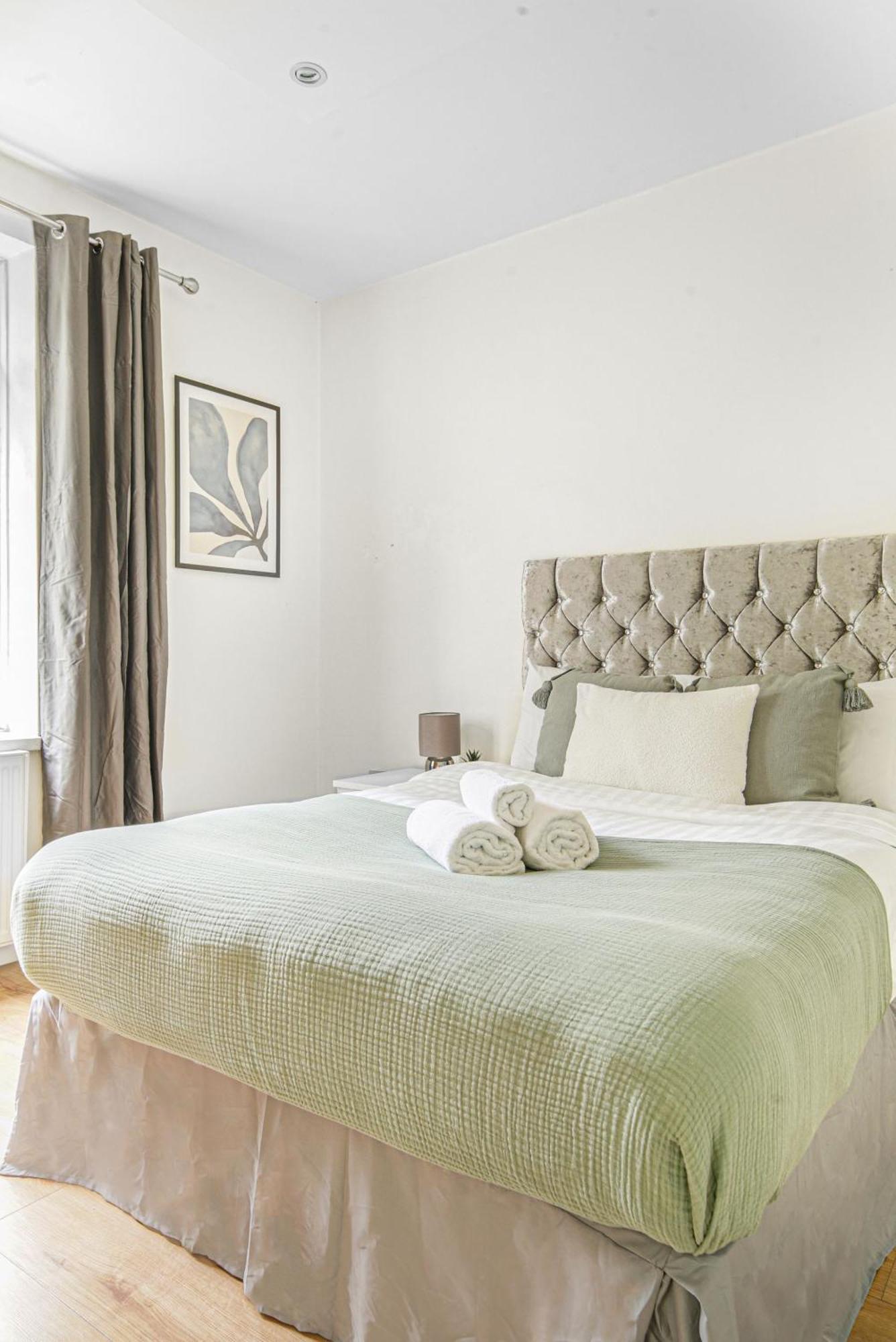 Paddington - 2Br With Balcony - Cityapartmentstay Londra Exterior foto